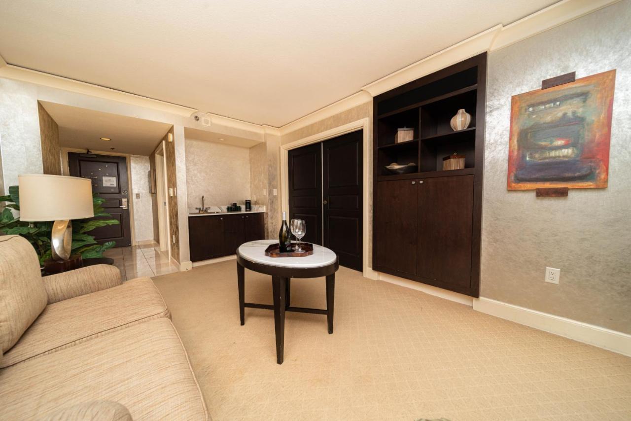 Reno Suites Esterno foto